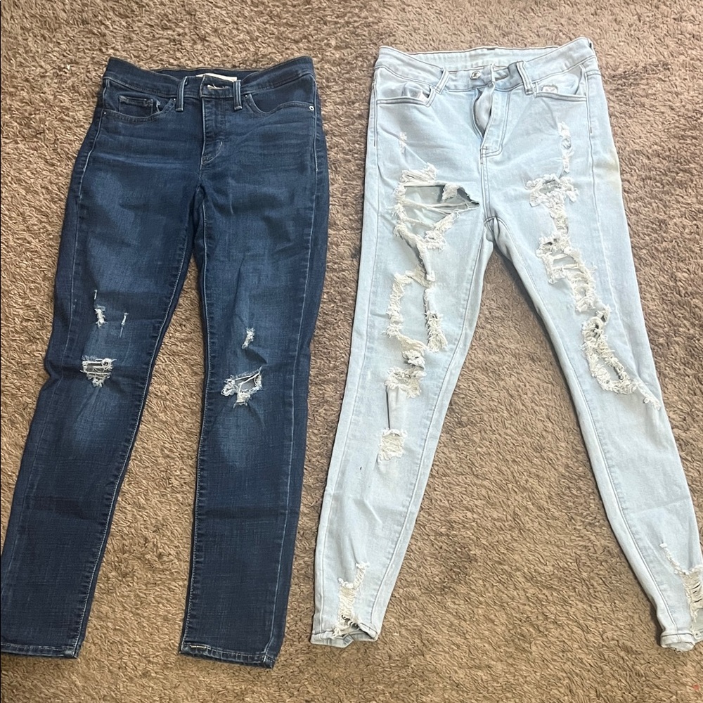Levi's Women's Skinny Jeans - Dark Blue and Light Blue